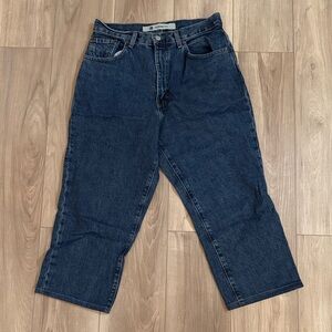 GAP Women Classic Fit Regular Jeans in Deep Blue Capri